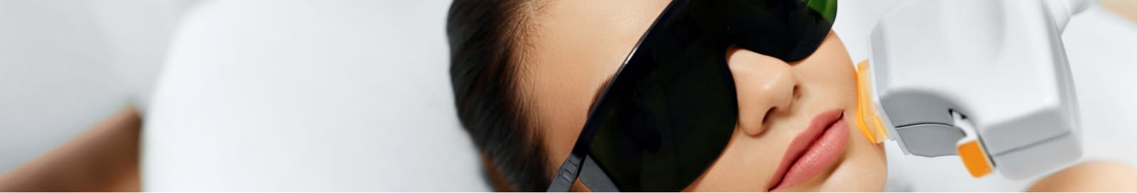 Femme en traitement de photorajeunissement.