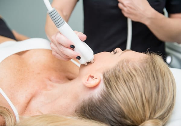 Traitement de photorajeunissement.